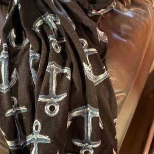 LuLaRoe Black and Blue Anchor Leggings